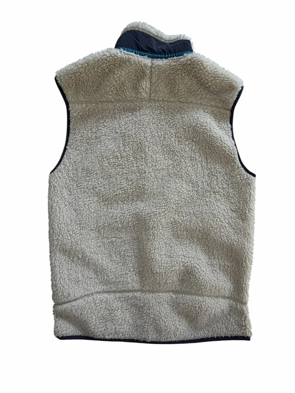 Men’s Patagonia Cream Sherpa Vest with Navy Chest Pocket Size Medium